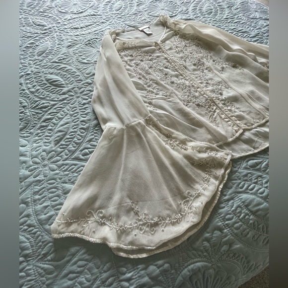 Newport News ladies, lovely silk blouse NWOT - Picture 13 of 15